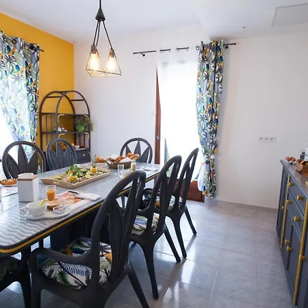 Les Du Triangle - D'hotes Bed & Breakfast *