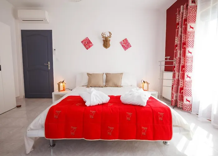 Les Du Triangle - D'hotes 3*