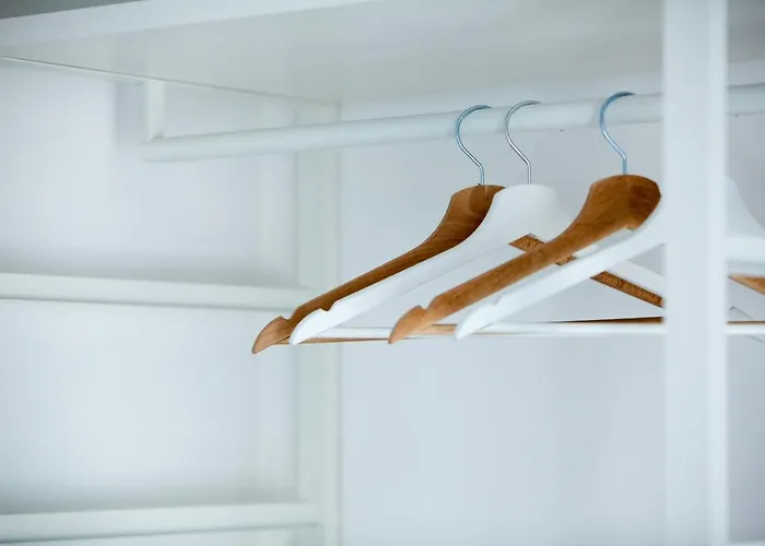 Les Du Triangle - D'hotes 住宿加早餐酒店 3*