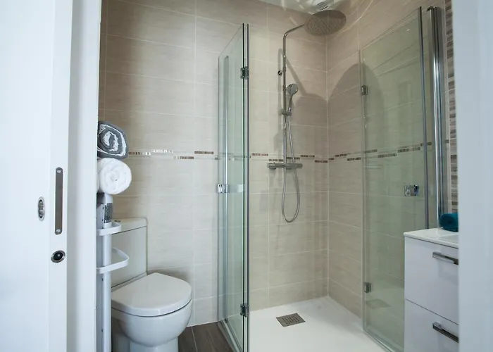 Les Du Triangle - D'hotes Nimes