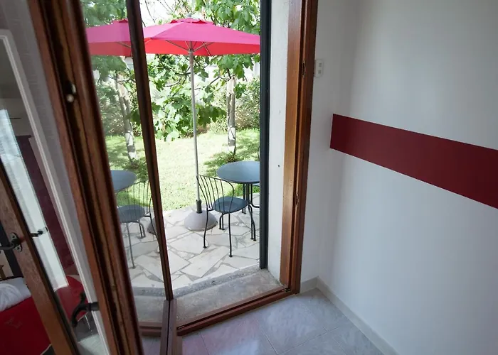 Les Du Triangle - D'hotes Bed & Breakfast